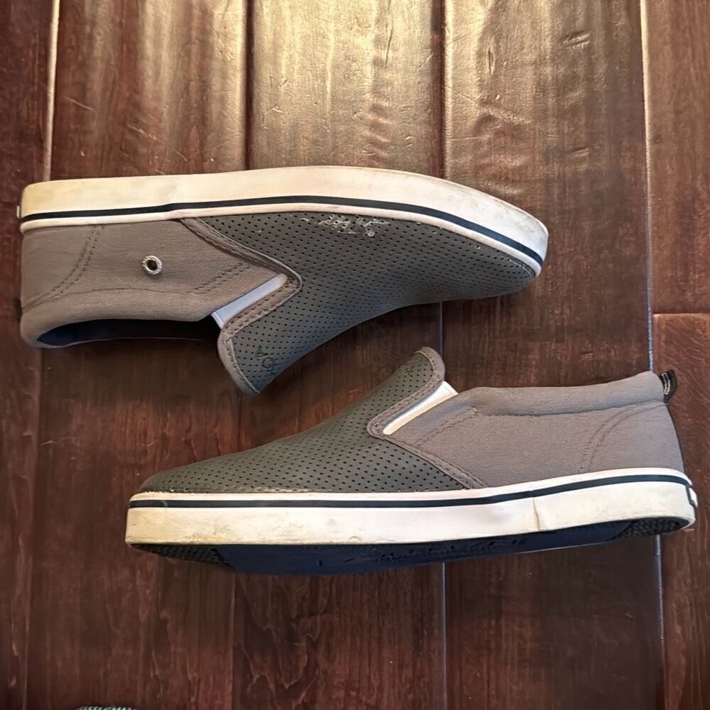 Nautica loafers size 4 boys - Picture 2 of 4